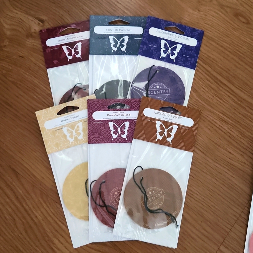 Scentsy Scent Circles Fall Mix - $15